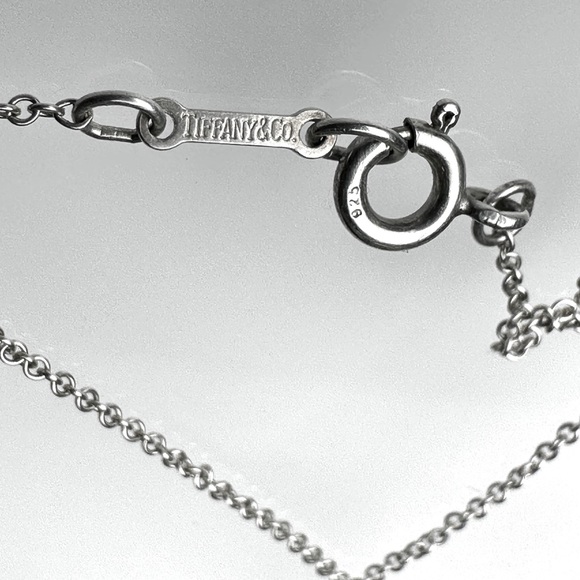 ❌SOLD❌ 💎TIFFANY & Co. Sterling Silver Elsa Peretti Bean Pendant Necklace - Picture 10 of 14